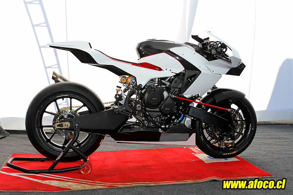 11bimota_02.JPG