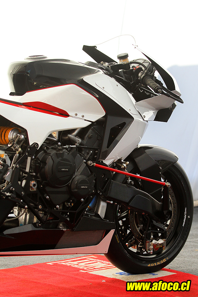 11bimota_04.JPG