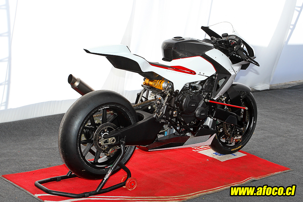11bimota_05.JPG