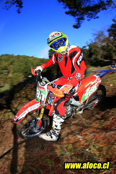 11fim2_043.JPG
