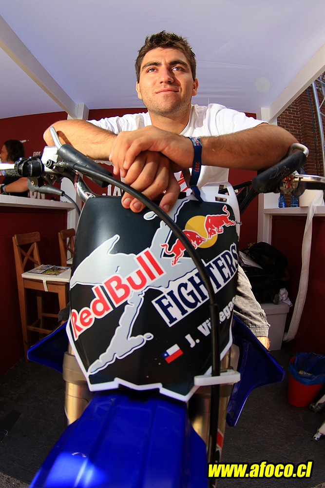 11redbull_xfighters_035.JPG - 034 - Javier Villegas - Chile