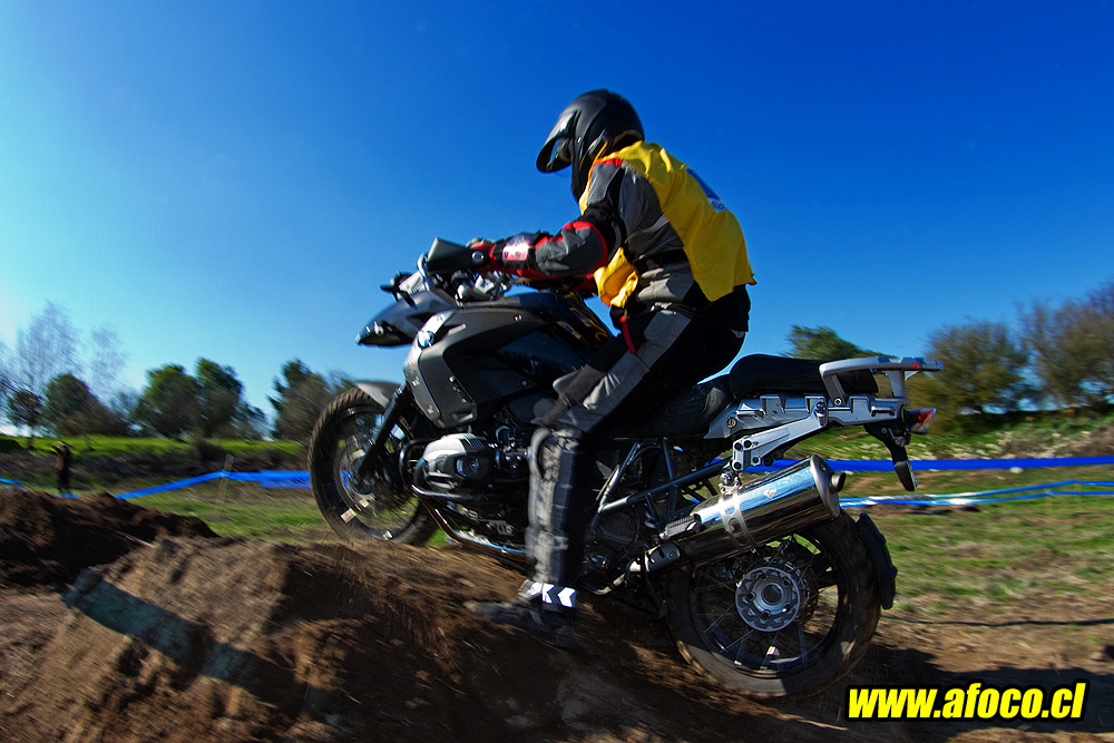 12gstrophy_06.JPG